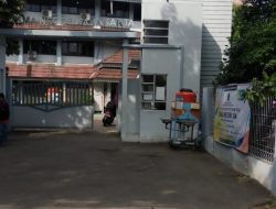 Kepsek  SMAN 84::Jarang  di Tempat “Minta Kadisdik Ganti Kepala Sekolah.