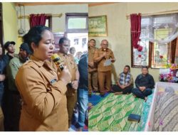 Camat Simangumban Sampaikan Belasungkawa atas Wafatnya Ibu Kepala Desa Dolok Saut